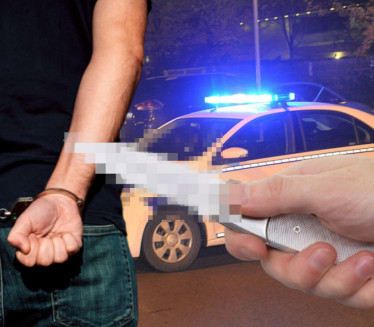 UŽAS U BEOGRADU: Muškarac (30) izboden nožem u autobusu