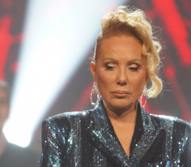 BRENA NA IVICI SUZA: Ovo se desilo tik pred izlazak na scenu